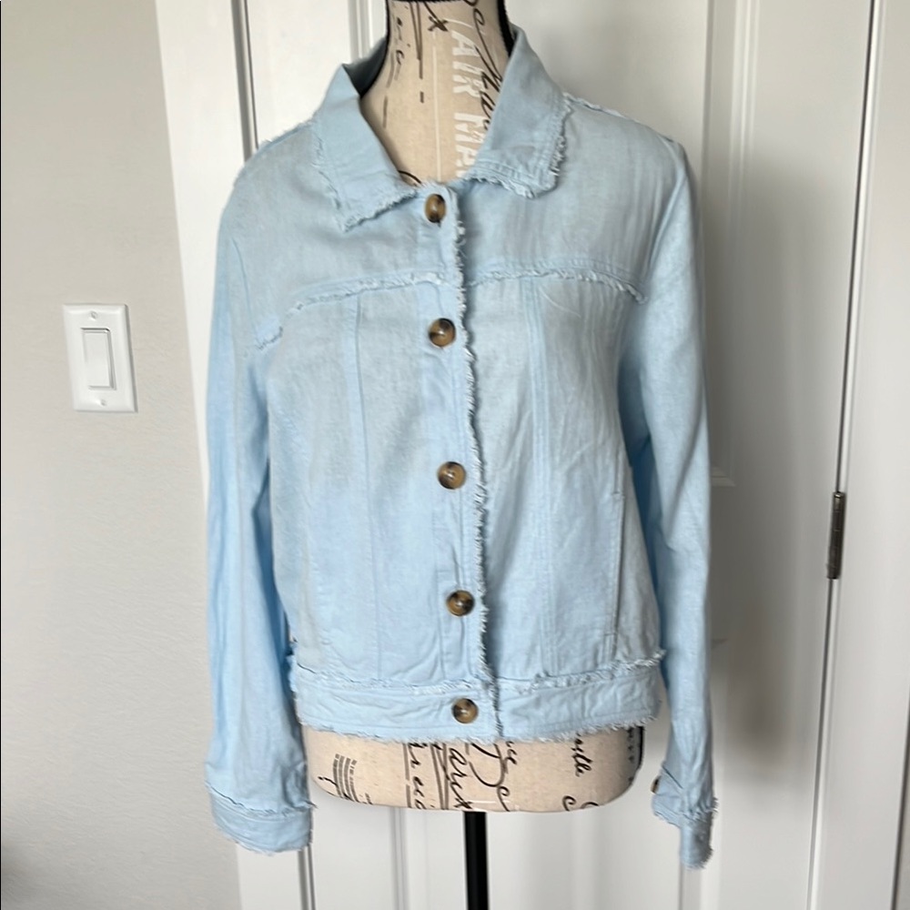 Charlie Paige Cropped Linen Jacket